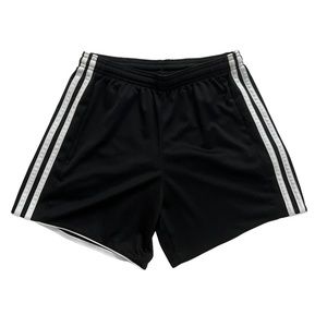 SPORTY ADIDAS SHORTS